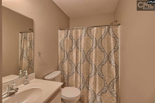 Foto del edificio - 104 Clouser Dr