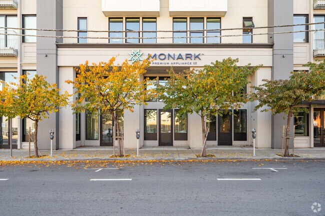Entrance - Onyx Bldg 2