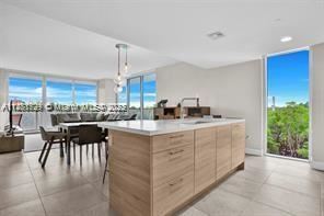 Building Photo - 3 br, 3 bath Condo - 16385 Biscayne Blvd U...