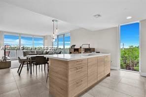 Building Photo - 3 br, 3 bath House - 16385 Biscayne Blvd U...