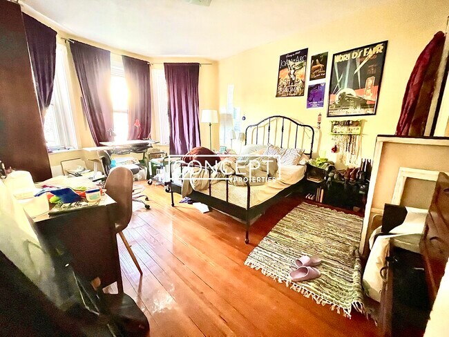 Foto del edificio - 71 S Huntington Ave