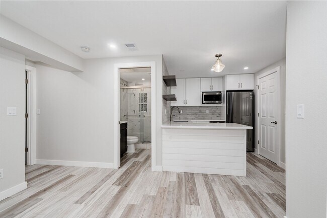 Foto del edificio - Pelican Bay Townhome for Rent!