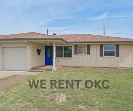 Building Photo - 853 SW 8th St