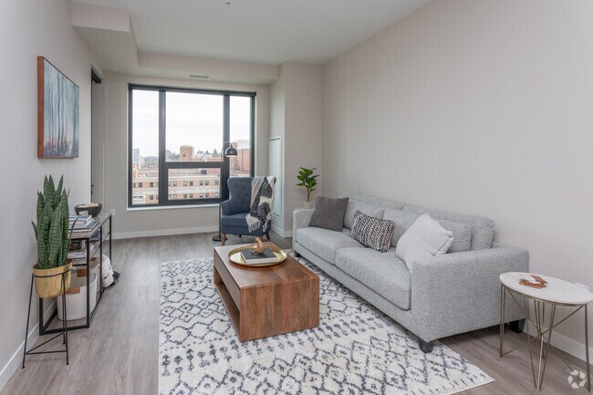 1HAB, 1BA, Buccina - 715SF - The Berkman