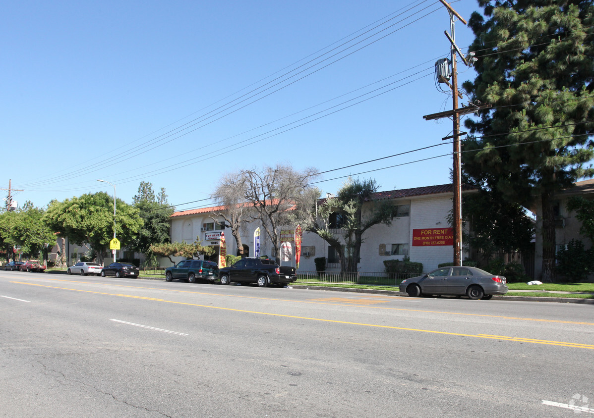 Primary Photo - Saticoy Regency Apartments