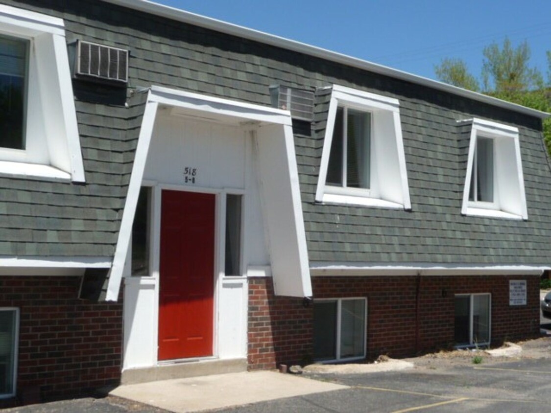 Primary Photo - Bright & Private 1-Bedroom Retreat in the ...