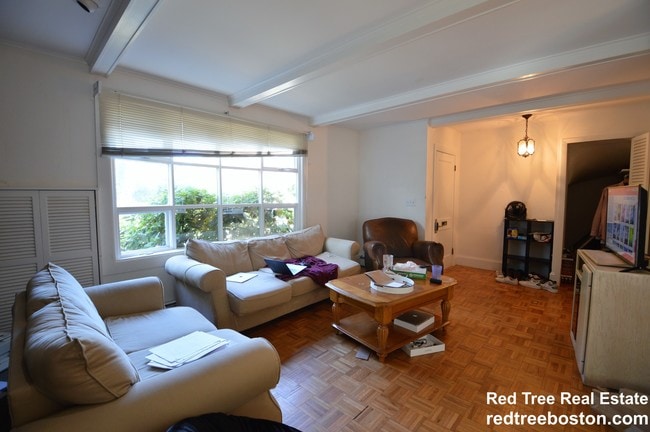 Photo - 74 Manet Rd Apartments