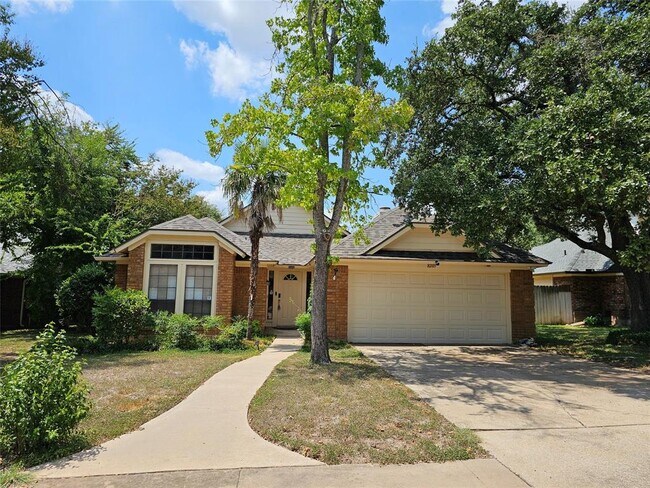 Building Photo - 8205 Monona Ave.