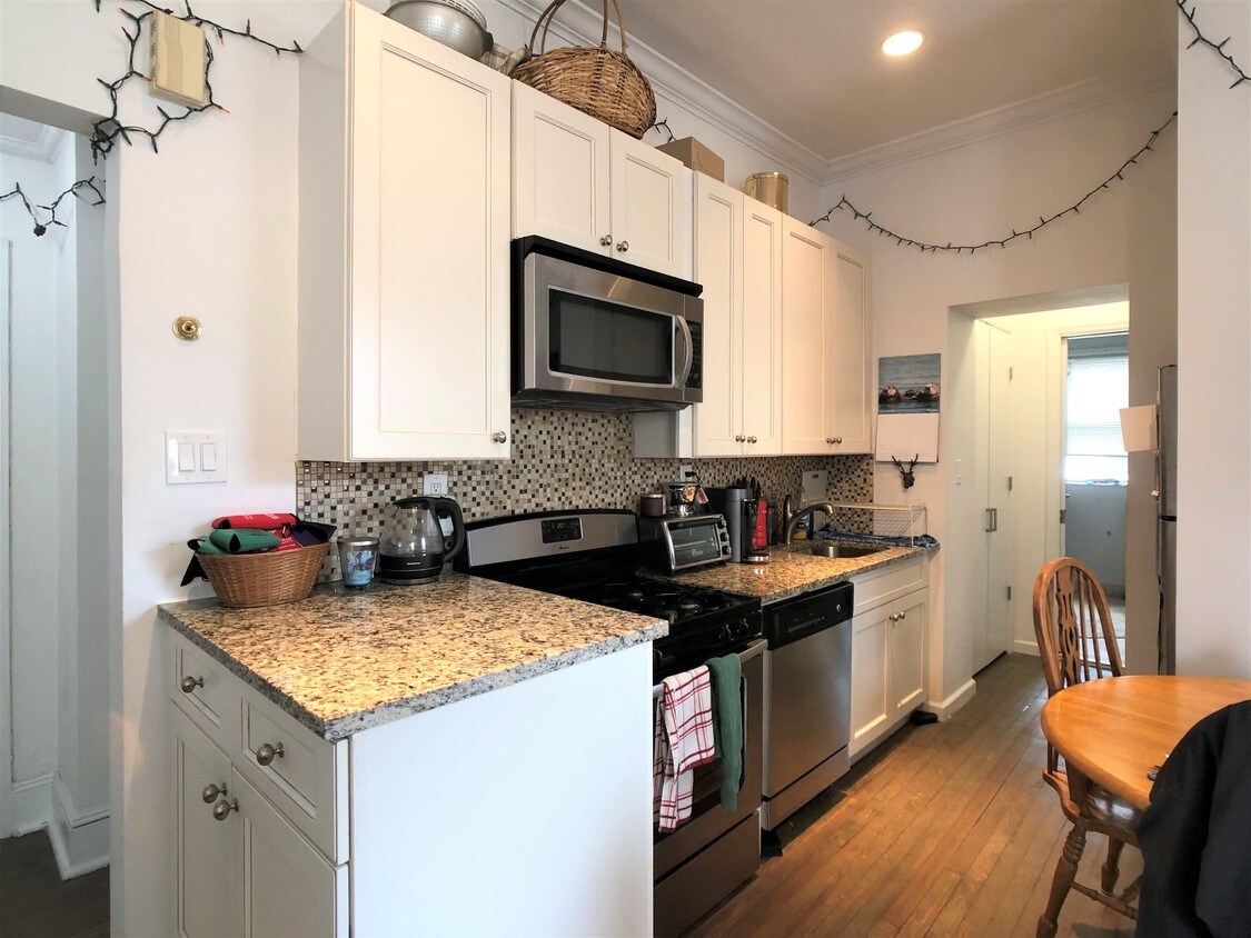 kitchen - 74 Hudson St