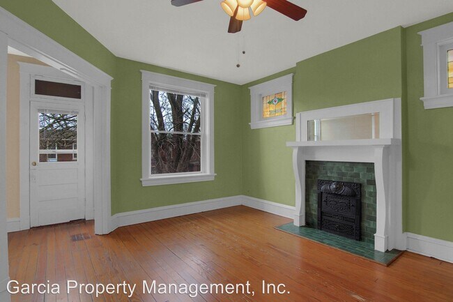 Building Photo - 3122-3124 Lackland Ave