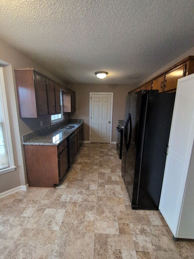 Foto del edificio - 3218 Tabby Dr