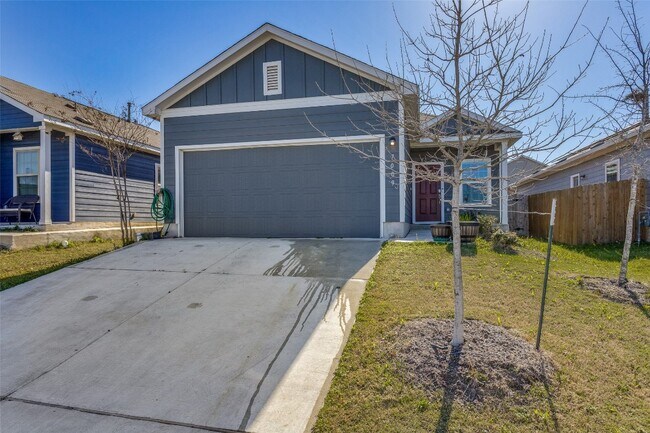 Foto del edificio - 7009 Tonka Ln