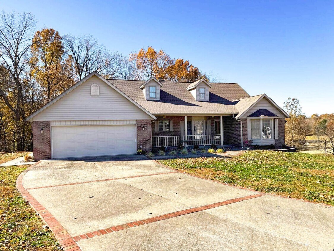 Foto principal - Beautiful Home In Bent Creek- Jackson