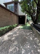 Building Photo - 7414 Fair Oaks Ave