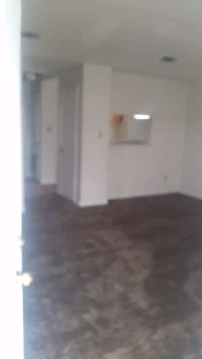 Building Photo - 112 Oak Ridge Ave