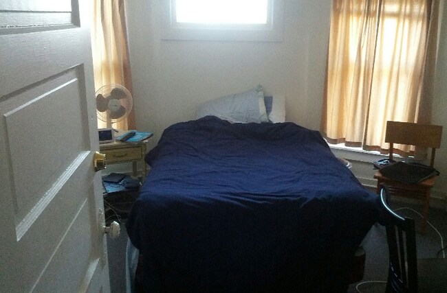 Foto del edificio - 1006 N Aurora St