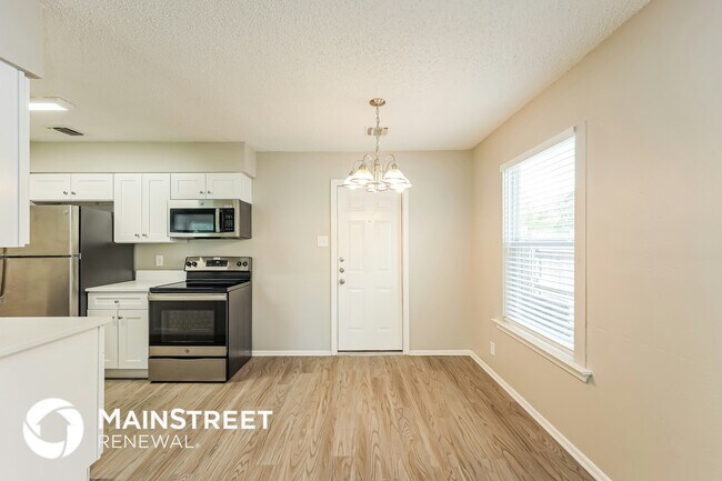 Foto del edificio - 9387 Valley Bend