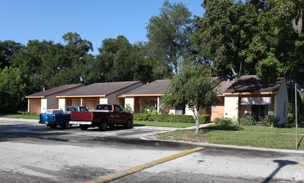 Foto del edificio - St Johns River Apartments