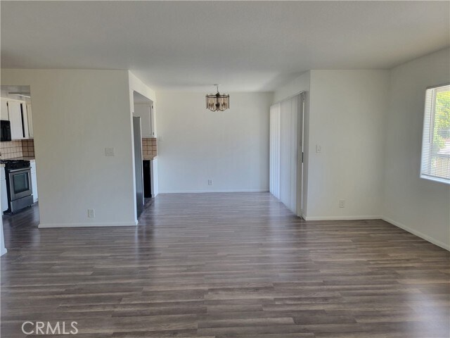 Foto del edificio - 923 E Ocean Blvd