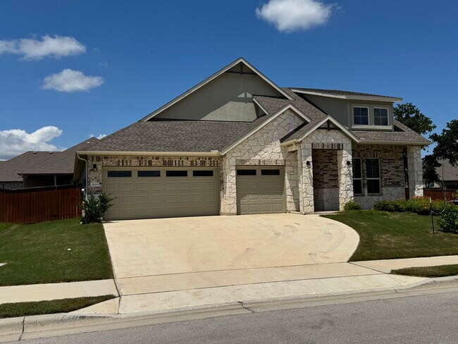 Building Photo - 1909 Ridge Runner Dr