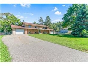 Building Photo - 6040 Hemlock Ln N Building Photo - 6040 Hemlock Ln N