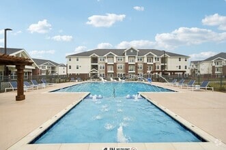 Building Photo - Fountainview at Farmersville
