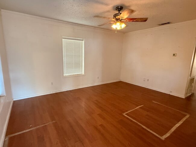 Foto del edificio - 1111 S Interurban St