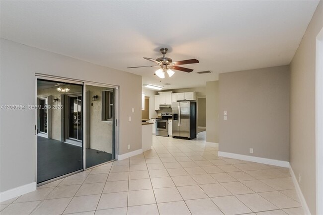 Building Photo - 3631 NW 108th Dr