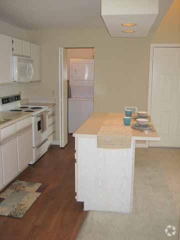 A1 Kitchen - Forest Pointe