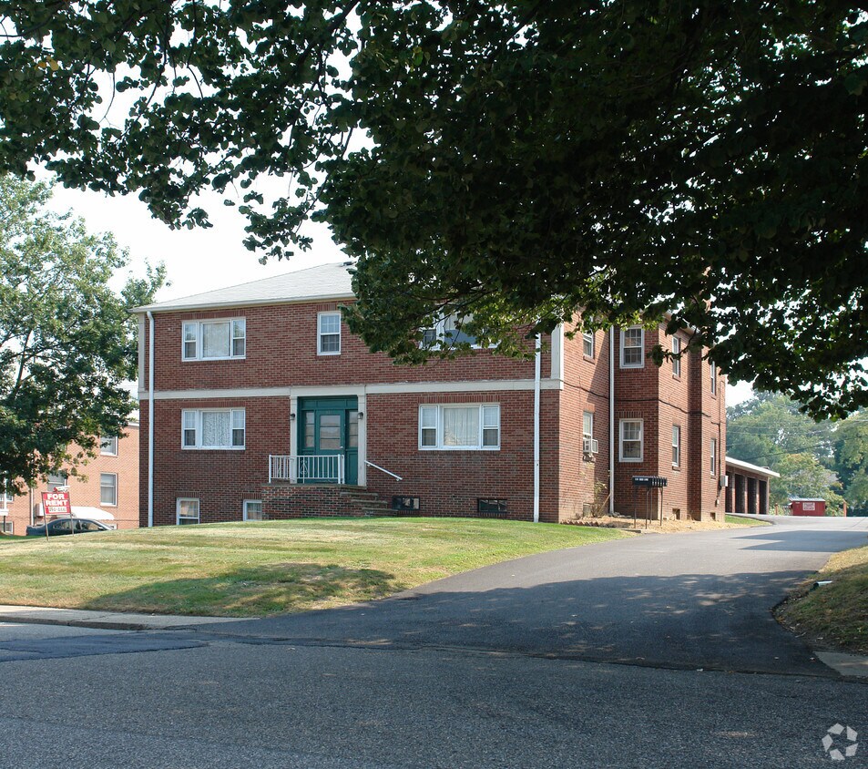 Foto del edificio - 114-122 Rose Lane St SW