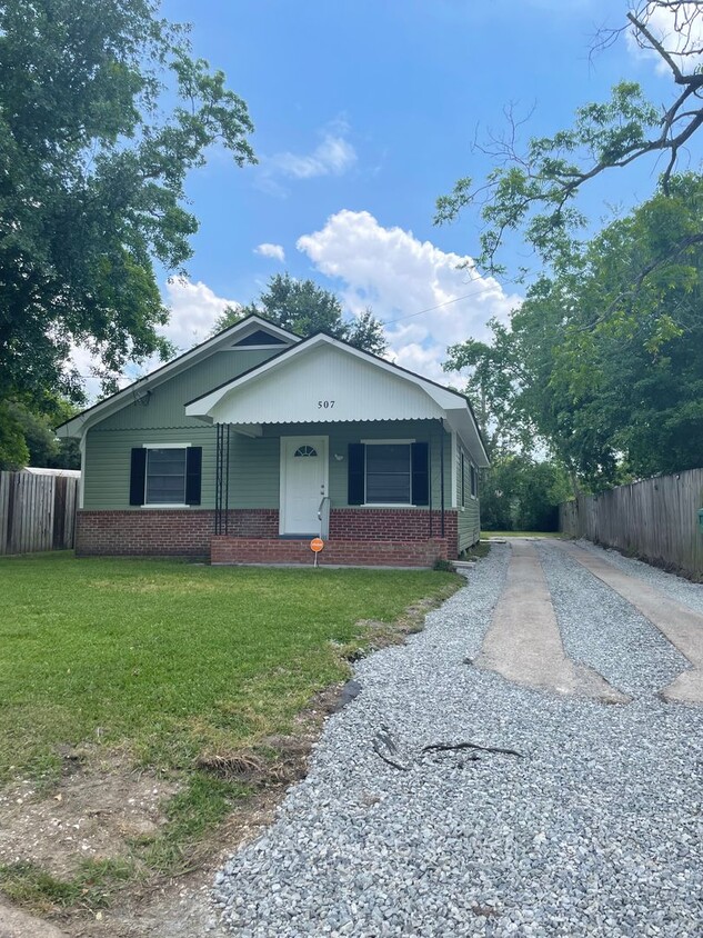 Foto principal - House For Rent In Sulphur