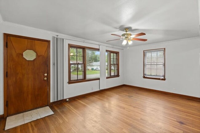 Building Photo - 10514 Anson Dr