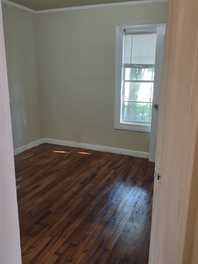 Foto del edificio - MOVE IN SPECIAL!**** 1/2 OF 1ST MONTH RENT...