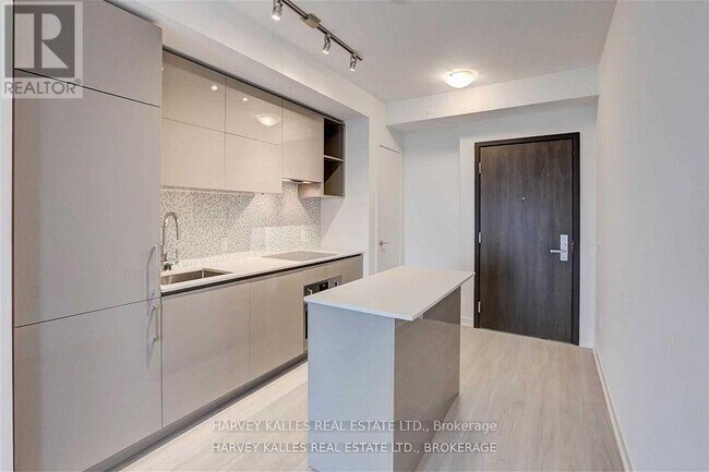 Photo du bâtiment - 1 Yorkville Ave