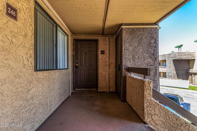 Foto del edificio - 3601 W Tierra Buena Ln