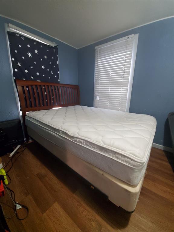 Foto del edificio - 1034 Wheatley Ave