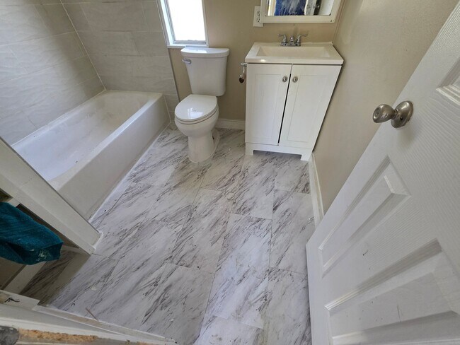 Foto del edificio - 675 Tallow St