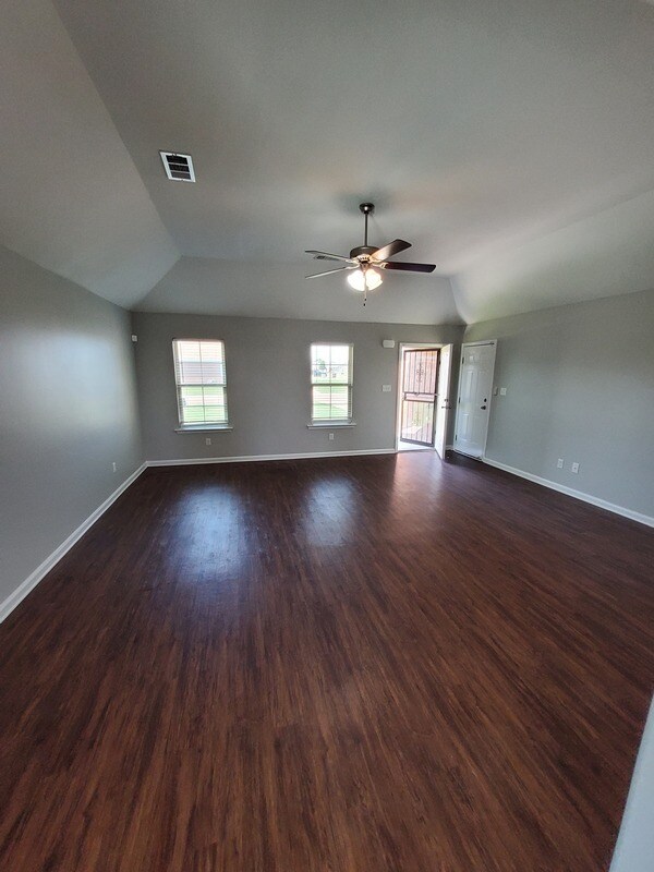 1262 River Wood Creek W, Tunica Resorts, MS 38664 House Rental in