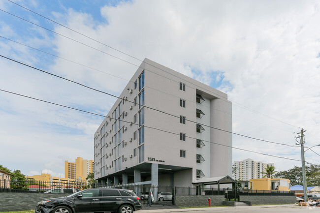 Building Photo - Cedars Pointe