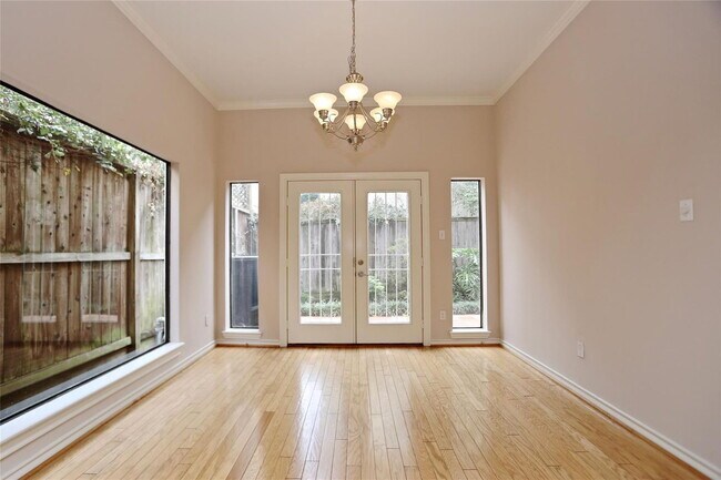 Foto del edificio - 1721 Potomac Dr