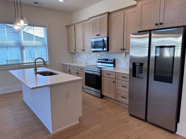 Foto del edificio - 136 McCowat St