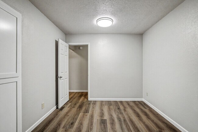 Foto del edificio - 4110 Coolidge Dr SE