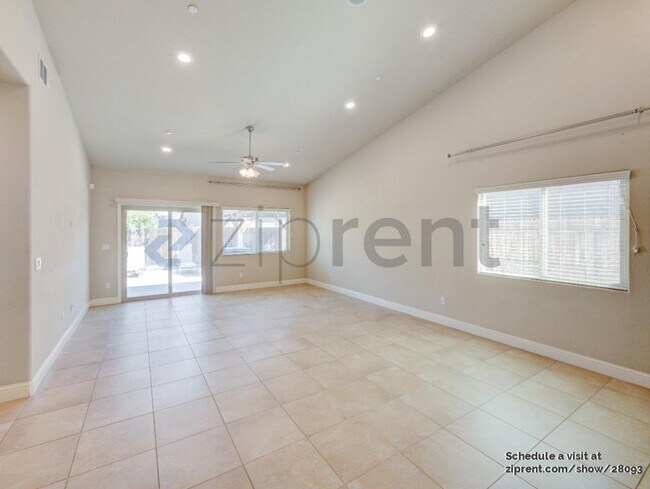Foto del edificio - 4780 Barclay Way