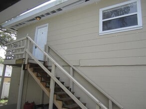 Building Photo - 986 22nd Ave S