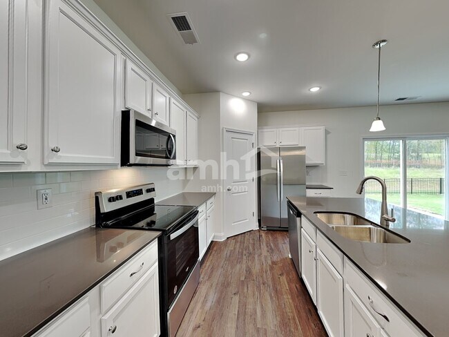 Foto del edificio - 9510 Riverbend Village Dr