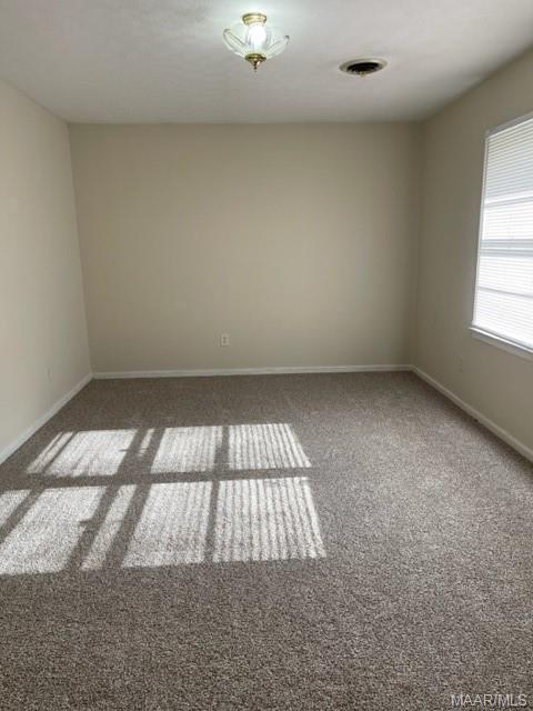 Foto del edificio - 400 Carol Villa Dr