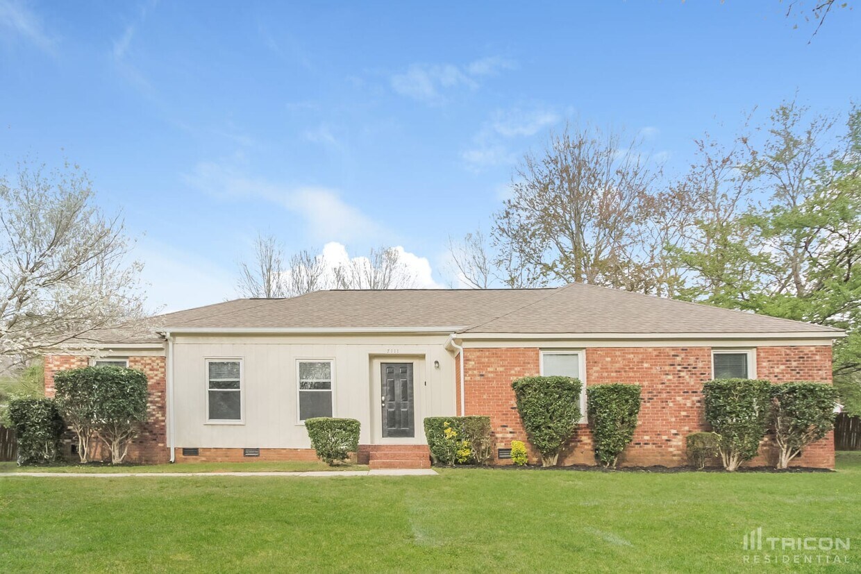 Primary Photo - 7111 Marlbrook Drive Charlotte NC