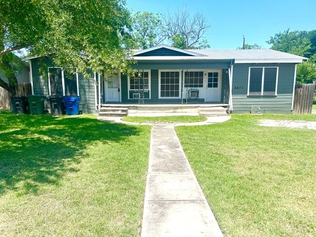 Building Photo - 2431 Cincinnati Ave