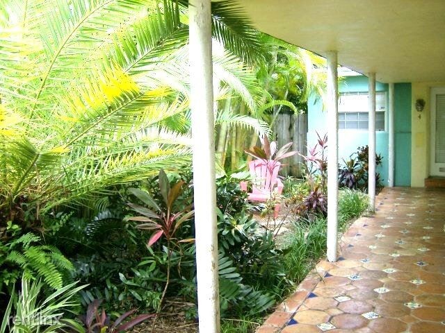 Foto del edificio - 1 br, 1 bath 4plex - 443 NE 17th Way Apt 2