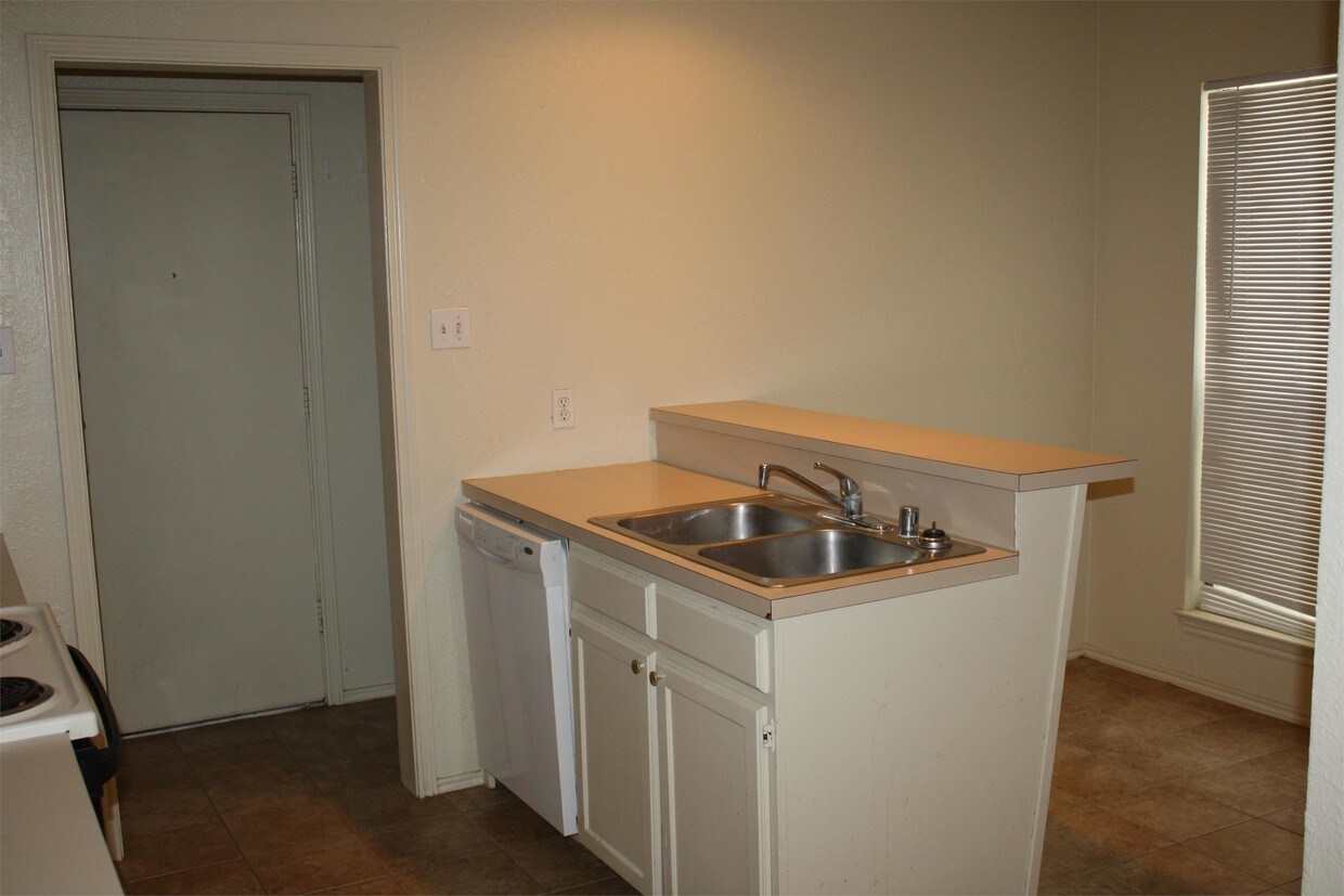Foto principal - 536 N Fulton Ave
